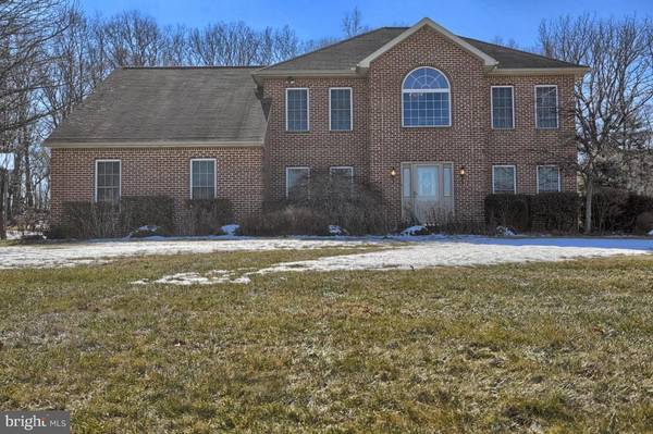 3 RIDGE CREST DR, Fleetwood, PA 19522