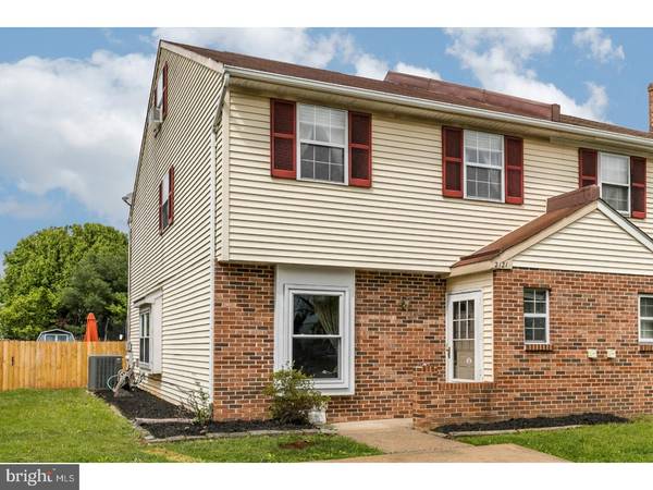 2121 FORT BEVON RD, Harleysville, PA 19438