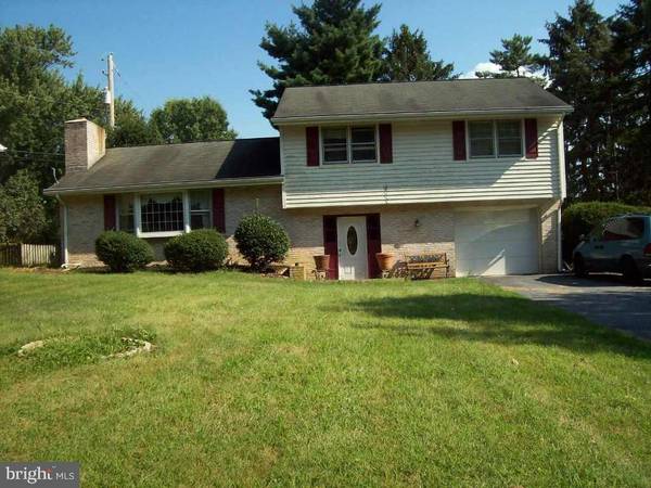 88 RIDGE VIEW DR, Leola, PA 17540