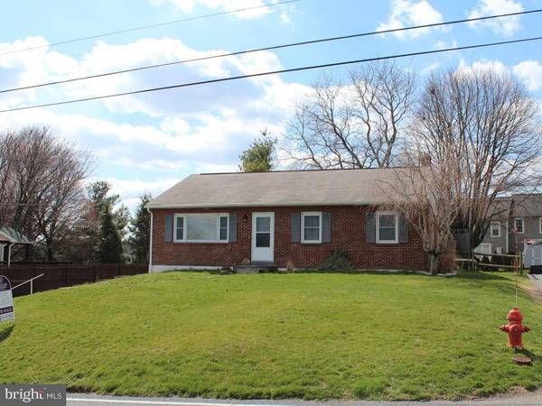 42 HARVEST RD, Lancaster, PA 17602