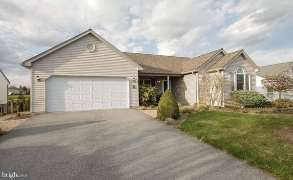 35 SCENIC DR, Myerstown, PA 17067