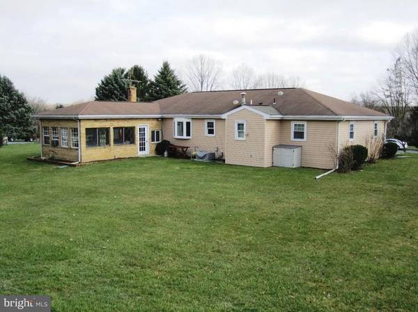 Annville, PA 17003,17 SANDY DR