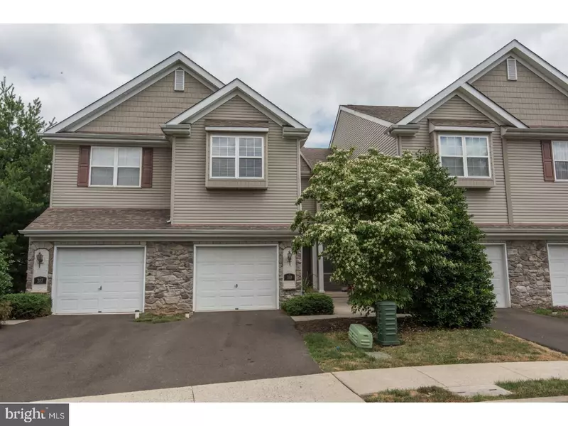 319 FUSILIER CIR, Fort Washington, PA 19034