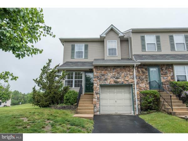 1250 PIN OAK DR, Perkiomenville, PA 18074