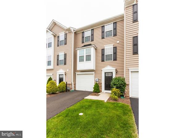 202 SUSAN CIR, North Wales, PA 19454