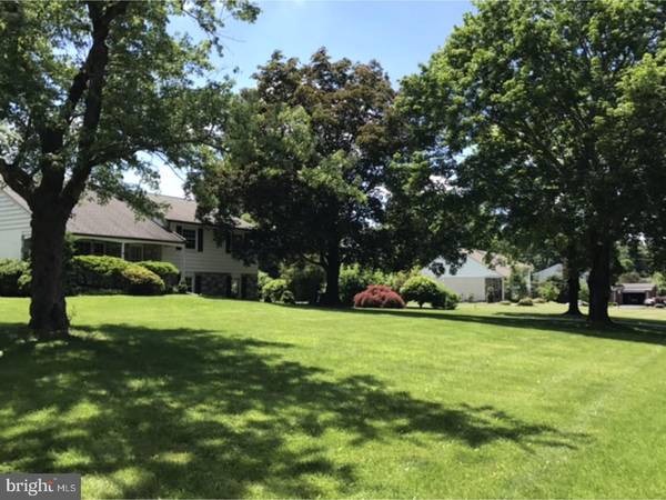 882 MEADOWBROOK RD, Blue Bell, PA 19422