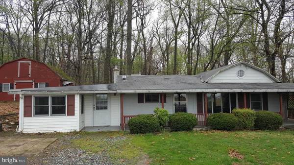 422 INDIAN HEAD RD, Columbia, PA 17512