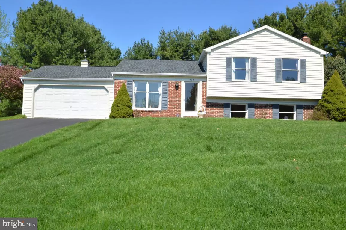 Manheim, PA 17545,207 MOYER RIDGE DR