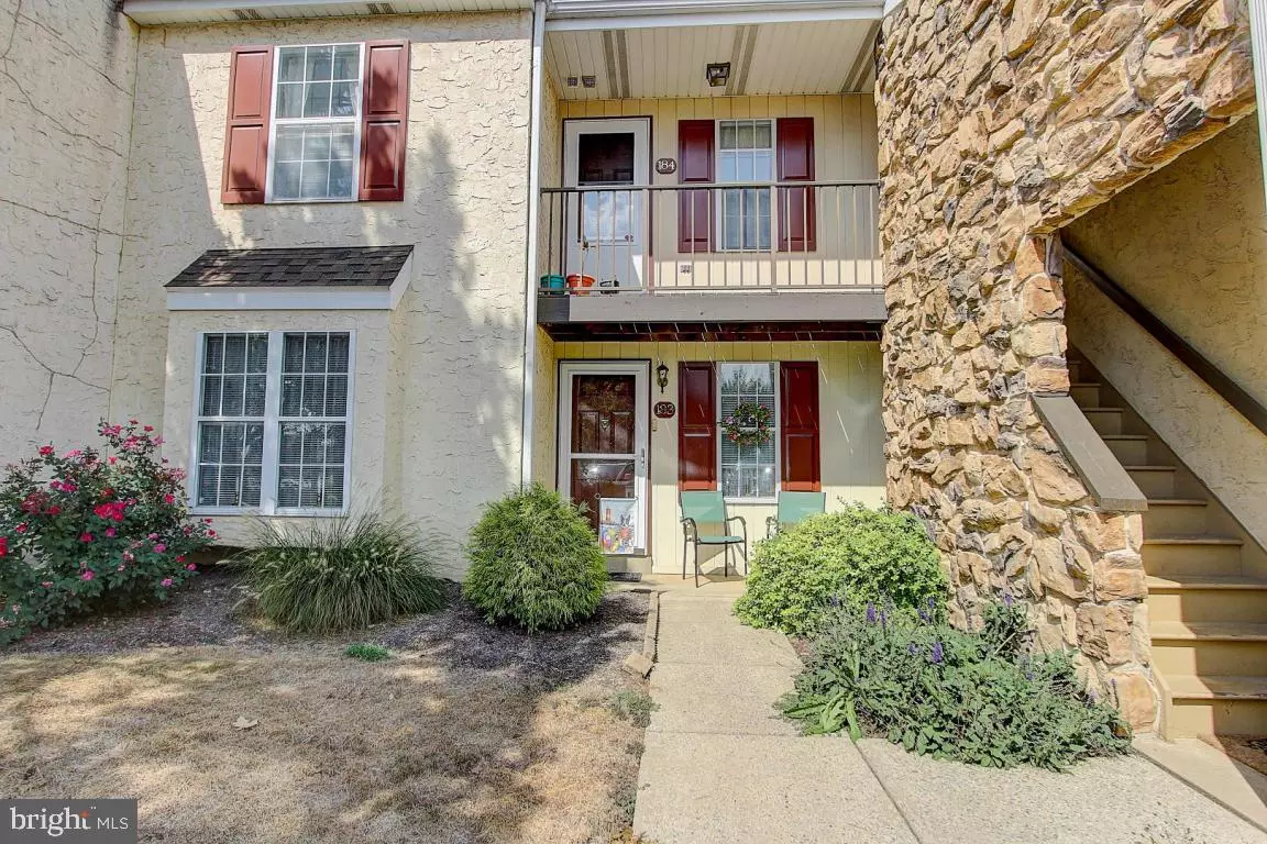 Millersville, PA 17551,184 OAK KNOLL CIR