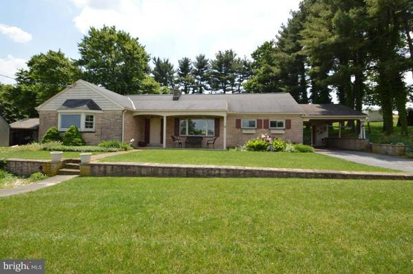 65 HOSSLER RD, Manheim, PA 17545