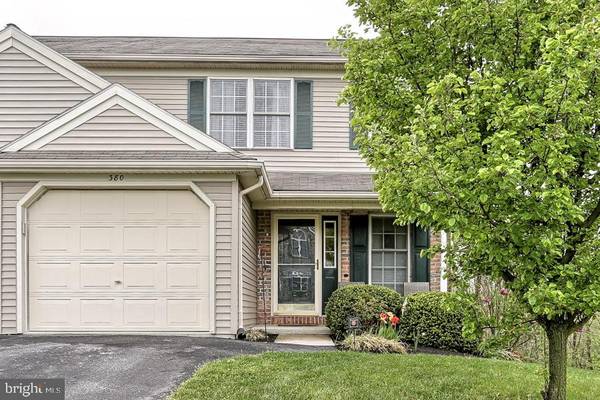 380 CROSSWINDS DR, Lititz, PA 17543