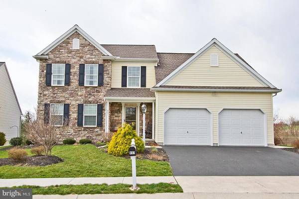 497 CHARLES DR, Manheim, PA 17545