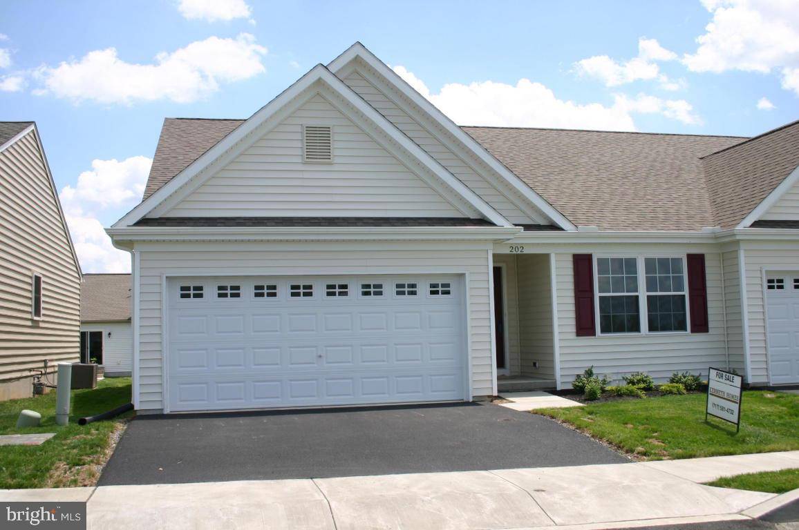 Mount Joy, PA 17552,202 WATERS EDGE DR #164