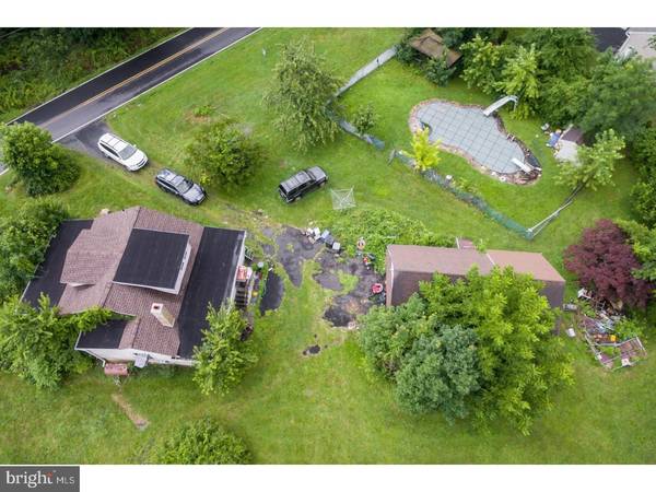 1101 W COUNTY LINE RD, Chalfont, PA 18914