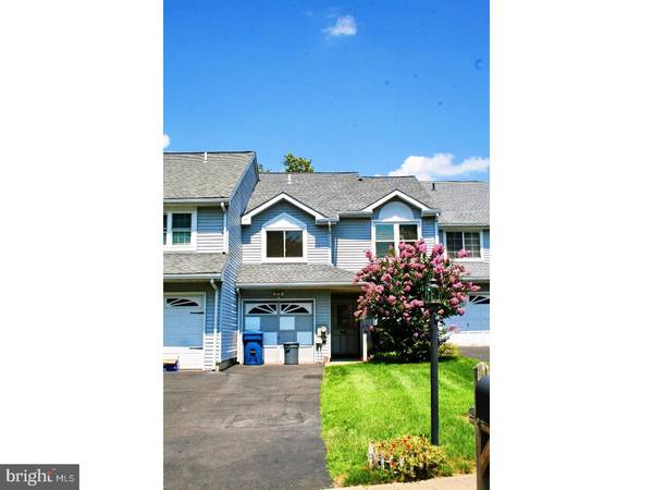 102 SARAHS LN, Horsham, PA 19044