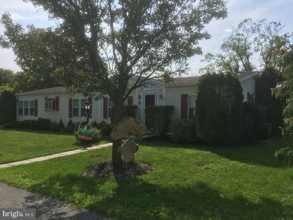 72 WOOD HOLLOW DR, Harleysville, PA 19438