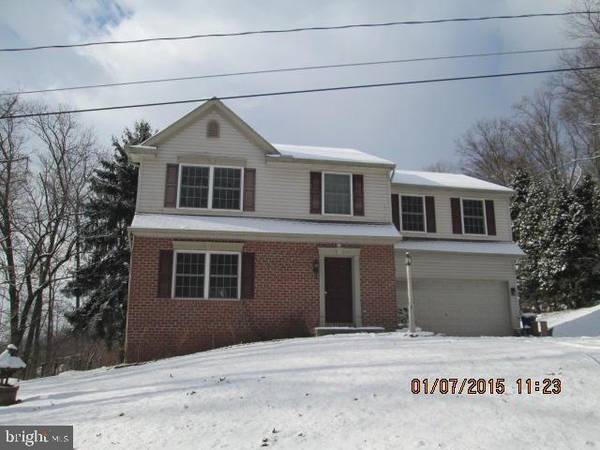 2 HESS CIR, Ephrata, PA 17522