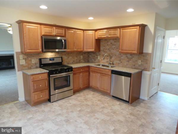 Easton, PA 18040,1158 DEWALT DR