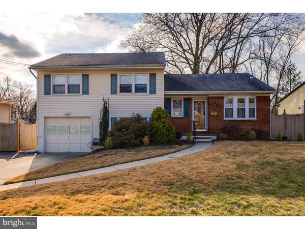 107 BOWOOD DR, Cherry Hill, NJ 08034