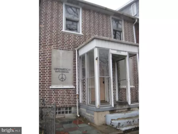 1001 COLLINGS RD, Camden, NJ 08104