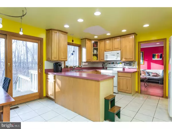 6 BROOKVILLE DR, Cherry Hill, NJ 08003