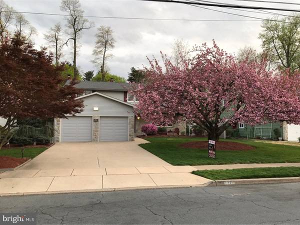 27 S SYRACUSE DR, Cherry Hill, NJ 08034