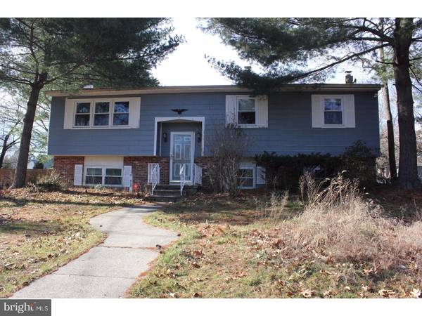 512 SPRUCE AVE, Lindenwold, NJ 08021