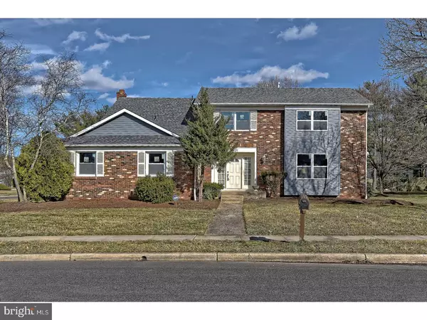 215 HADLEIGH DR, Cherry Hill, NJ 08003