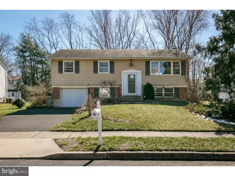 16 WHEELWRIGHT LN, Cherry Hill, NJ 08003