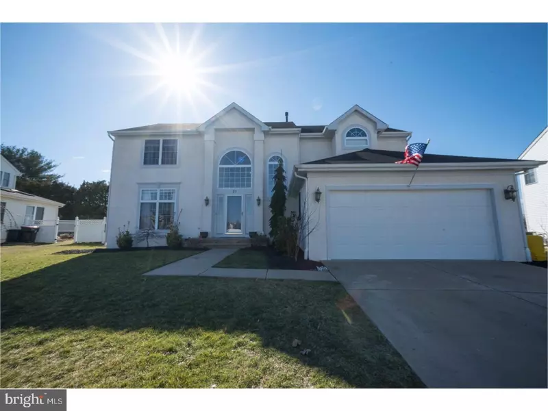 31 GRAYPEBBLE CIR, Sicklerville, NJ 08081