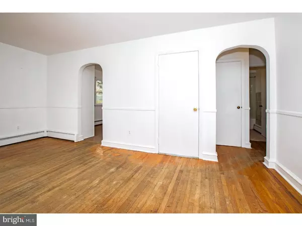 Brooklawn, NJ 08030,110 3RD ST