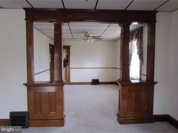 Gloucester City, NJ 08030,11 FRANCIS ST