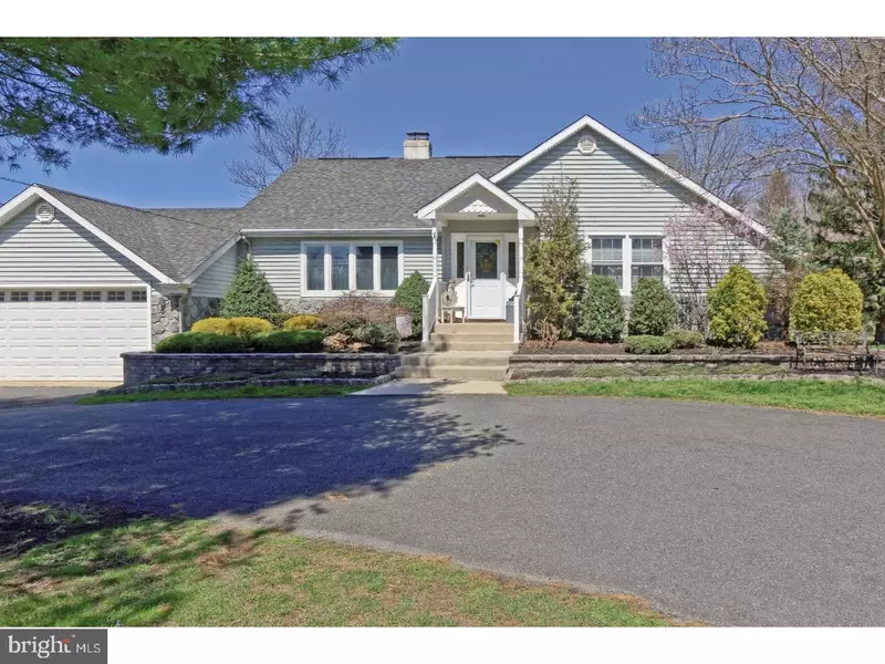 230 E EVESHAM RD, Cherry Hill, NJ 08003