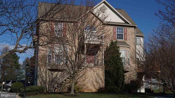 210 WHEATFIELD WAY, York Twp, PA 17403