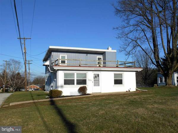 404 N PLEASANT AVE, Dallastown, PA 17313