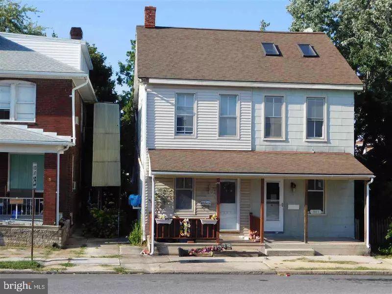 1613 W PHILADELPHIA ST, York, PA 17404