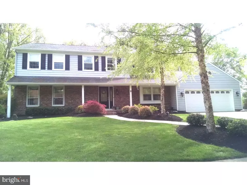 8 EVERGREEN DR, Voorhees, NJ 08043