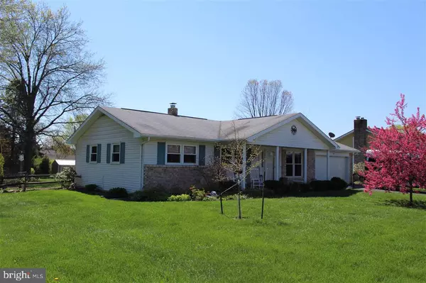 Spring Grove, PA 17362,417 HAMLET DR W