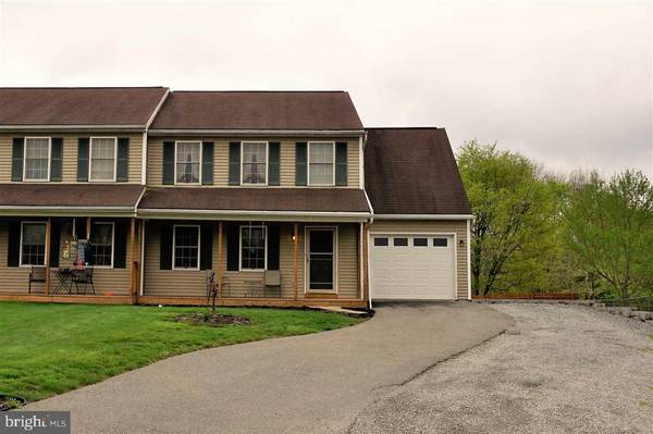 56 VICKILEE DR, Wrightsville, PA 17368