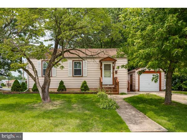 31 CHURCHILL RD, Cherry Hill, NJ 08034