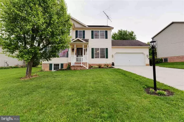 13 ARBOR LN, Hanover, PA 17331