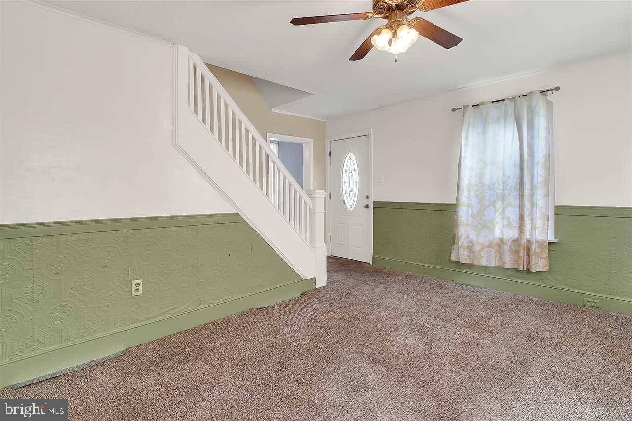 Littlestown, PA 17340,141 W KING ST