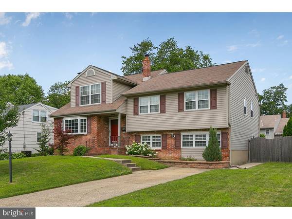 124 S WOODSTOCK DR, Cherry Hill, NJ 08034