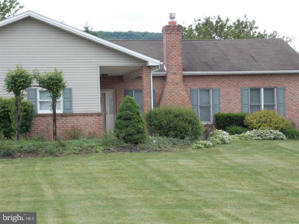 604 LOCUST POINT RD, Dillsburg, PA 17019