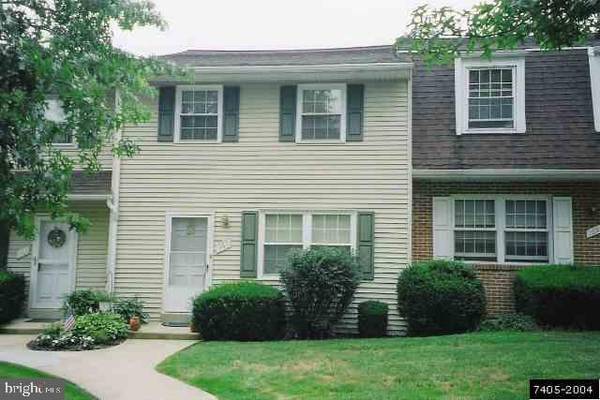 167 FOX RUN DR, York Twp, PA 17403