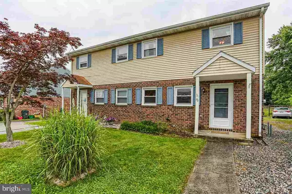 23 ONEILL AVE, Hanover, PA 17331