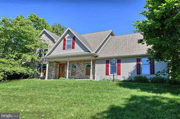 161 LOCUST LN, Dillsburg, PA 17019