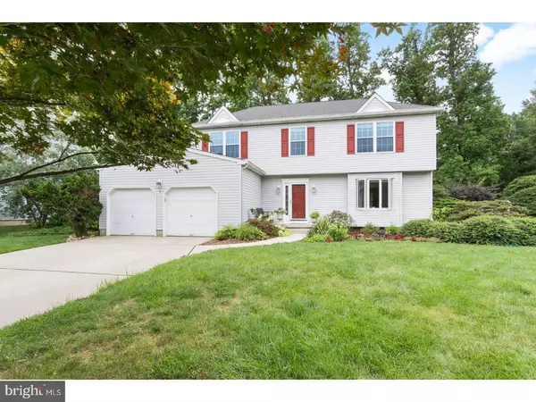 6 ISAAC LN, Cherry Hill, NJ 08002