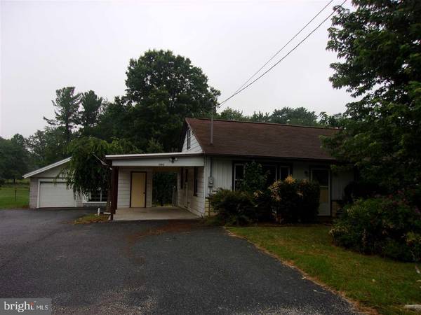 1002 GOODYEAR RD, Gardners, PA 17324