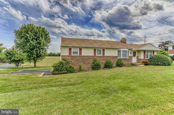 701 RIDGELYN DR, Dallastown, PA 17313